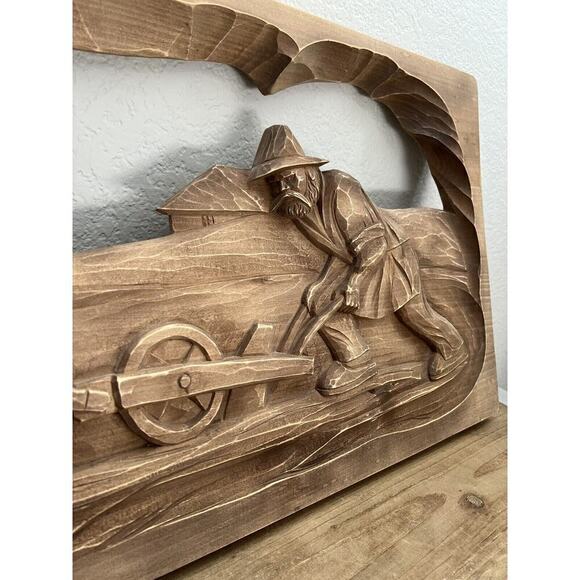 FARMER Folk Art Wooden Wall Decor - Alder Wood Hand Carved Tree - Ukrainian Farm - Picture 5 of 9